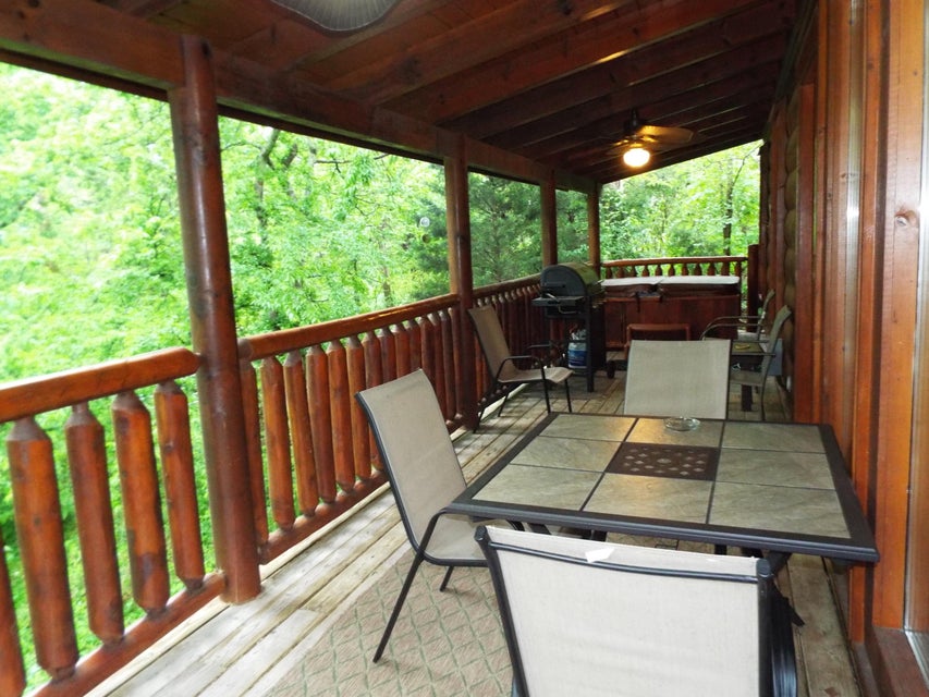 Photo #42: 1124 Towering Oaks Drive