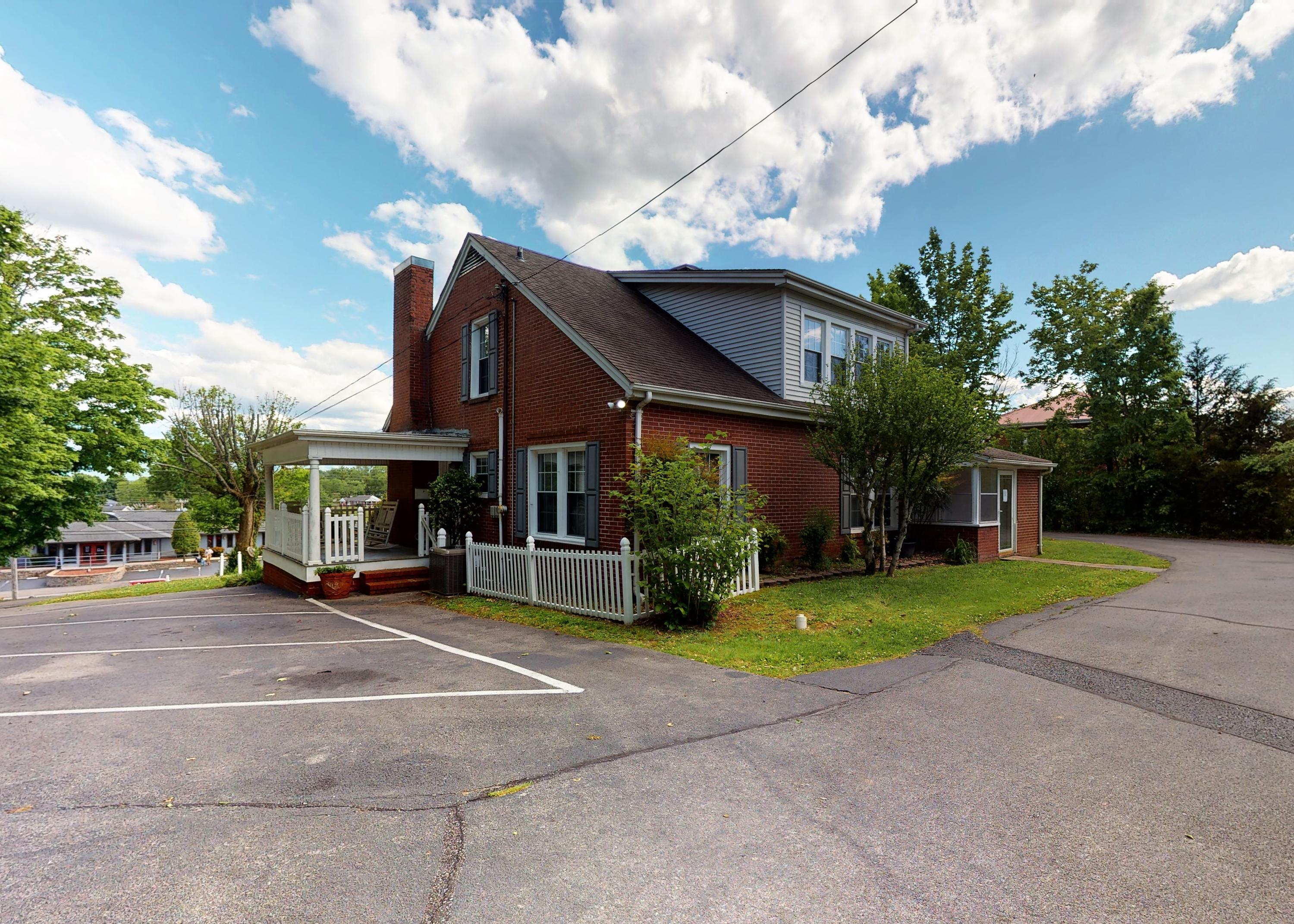 Photo #3: 1105 Tusculum Boulevard