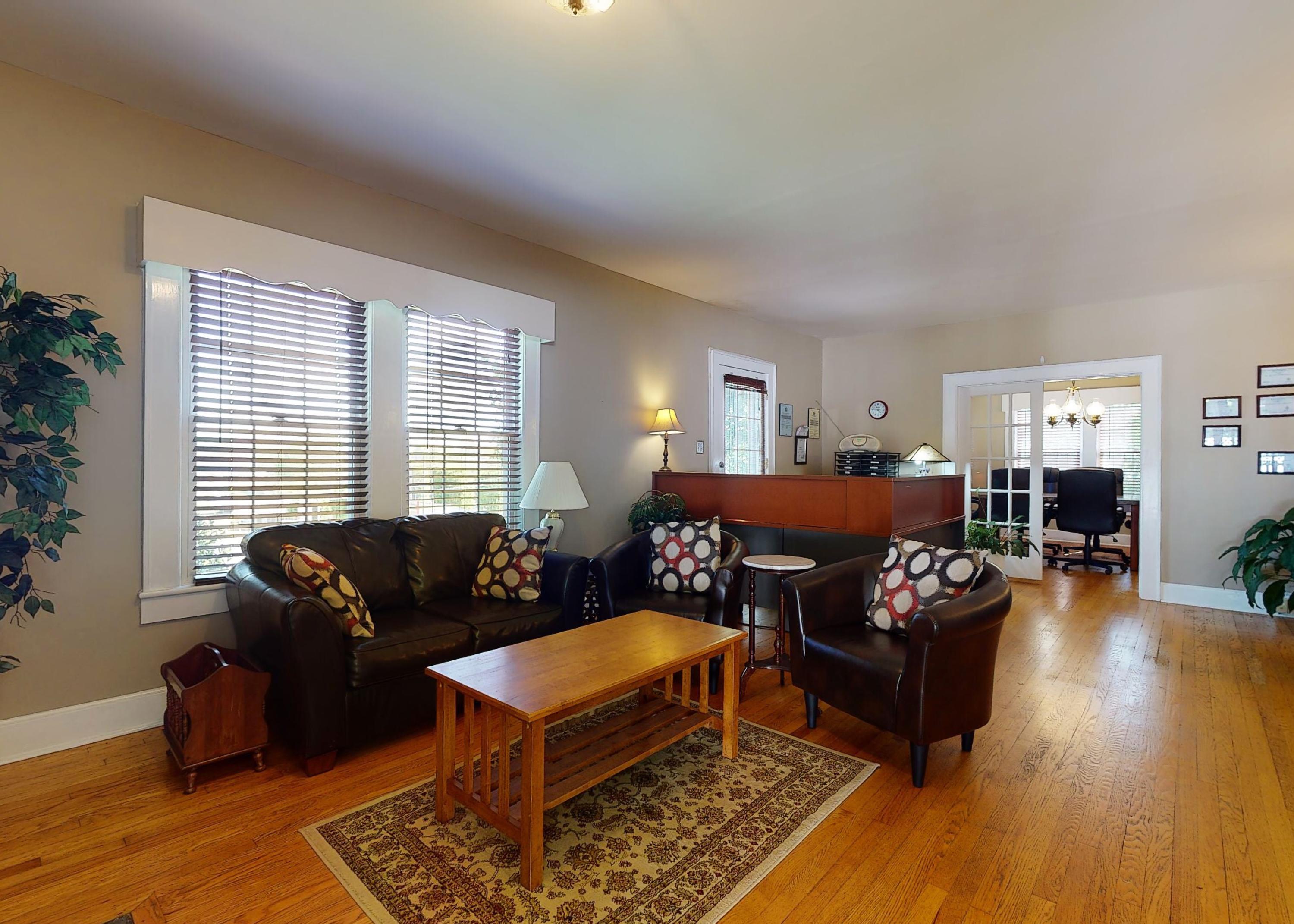 Photo #7: 1105 Tusculum Boulevard
