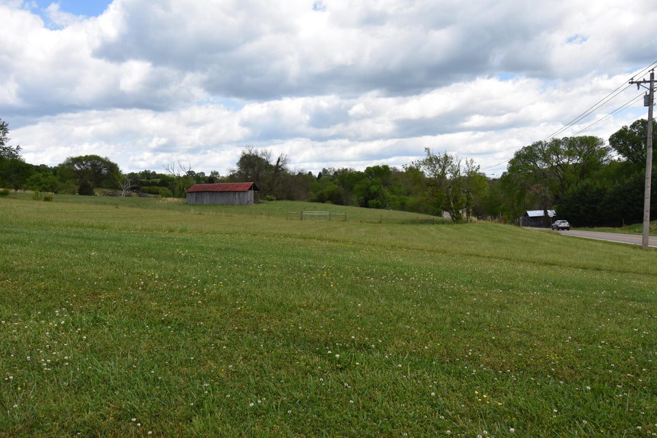 Photo #1: 102 Richmond Avenue