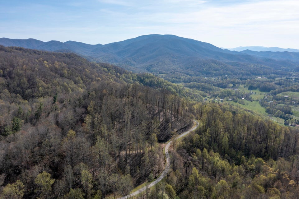 Photo #40: 4 Ridgetop Lane