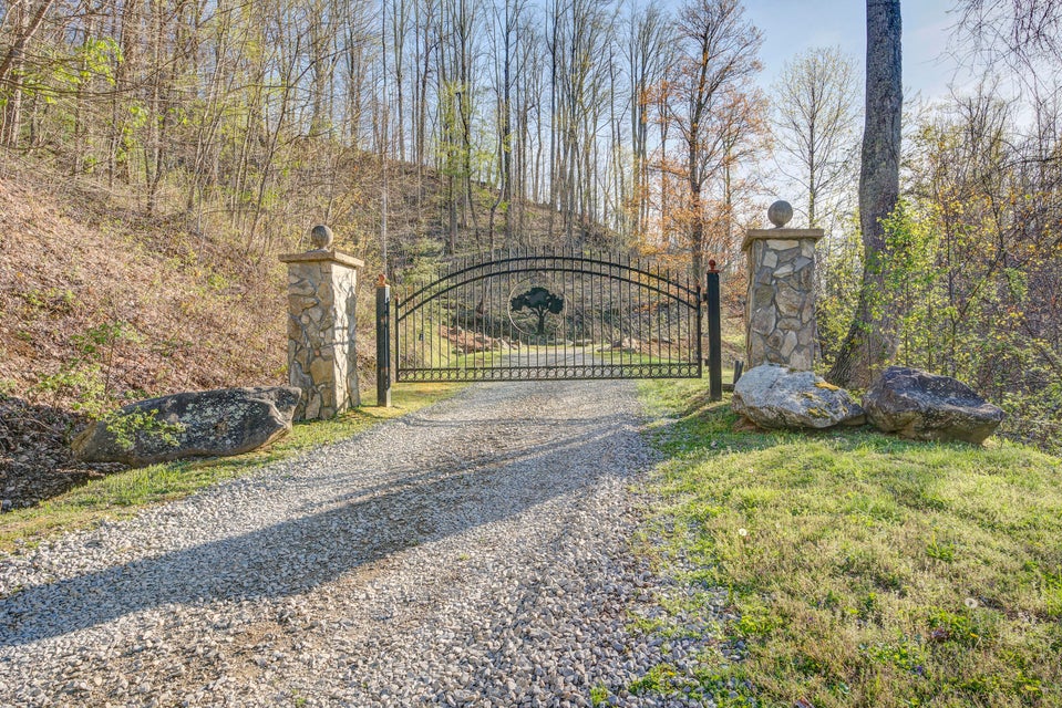 Photo #11: 4 Ridgetop Lane