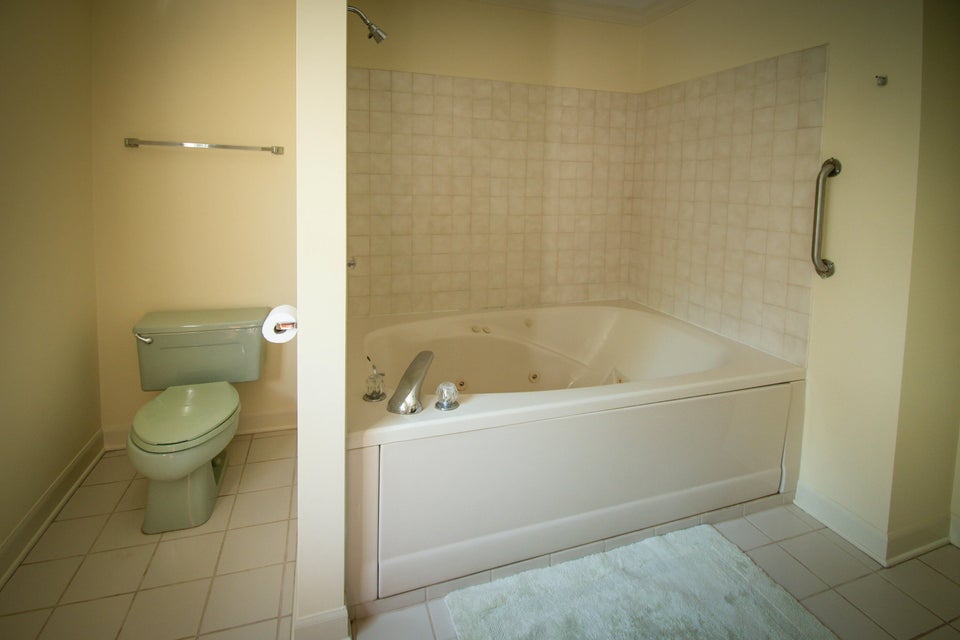 Photo #28: 61 Kingsbridge Street