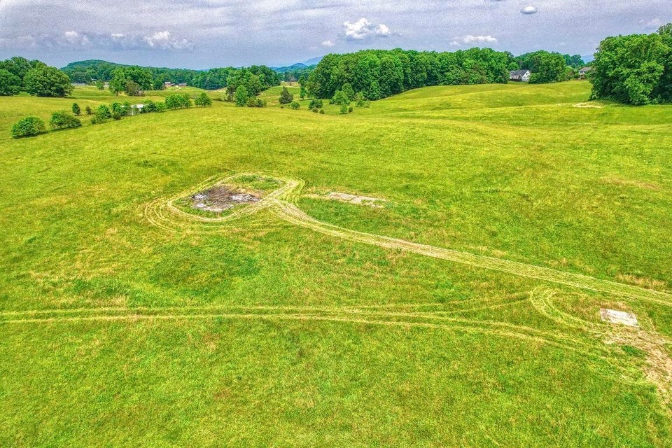 Photo #3: 1120 Old Boones Creek Road