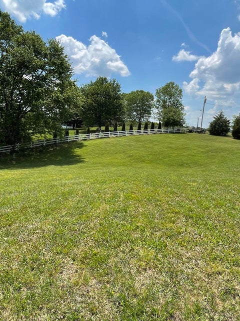 Photo #3: 214 Sand Ridge Circle