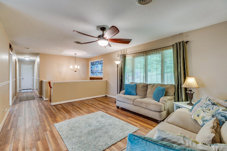 Photo #8: 949 Beechwood Drive