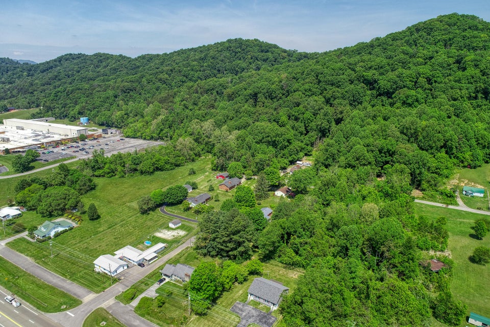 Photo #10: Tbd3 Woodland Street