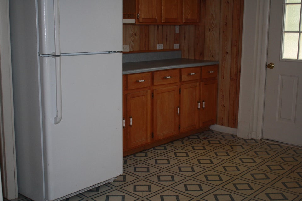 Photo #8: 521 Summit St. Street