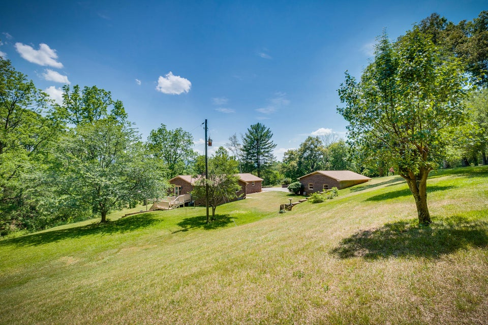 Photo #18: 524 Cherokee Drive
