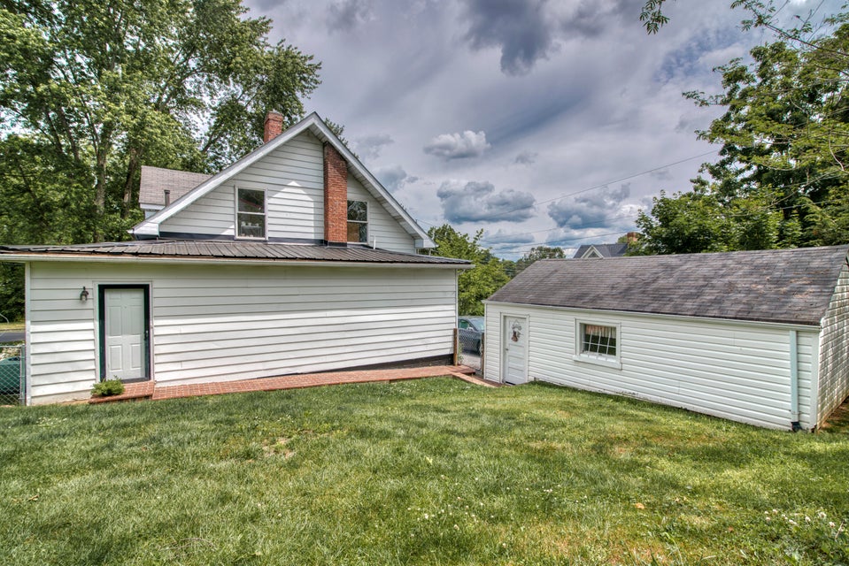 Photo #3: 302 Bradley Street