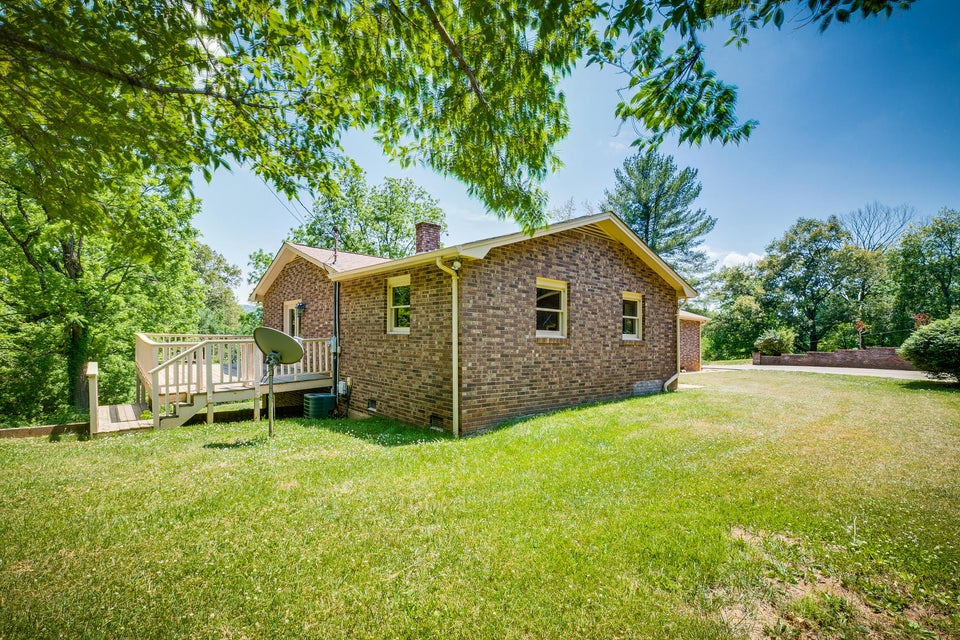 Photo #35: 524 Cherokee Drive