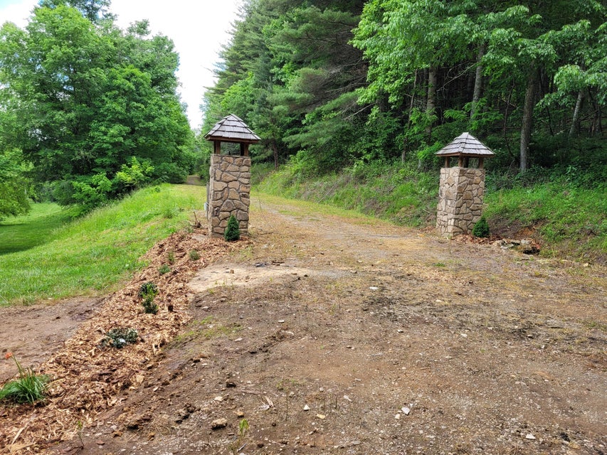 Photo #15: 1303 Pinecrest St Street