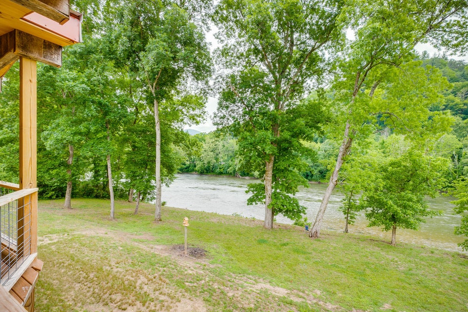 Photo #49: 3699 River Rapids Way