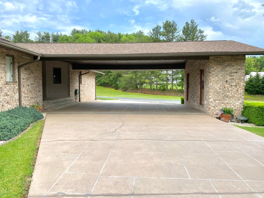 Photo #13: 6308 Hurricane Road