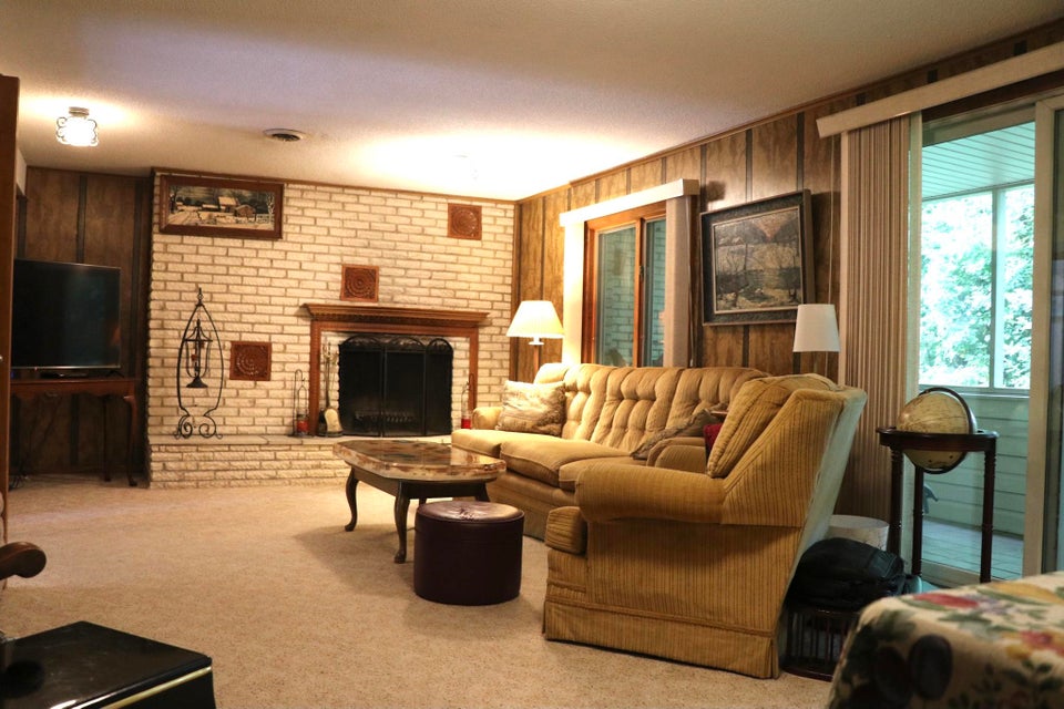 Photo #21: 1315 Oakwood Circle