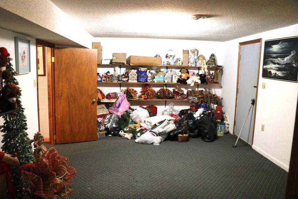 Photo #25: 1315 Oakwood Circle