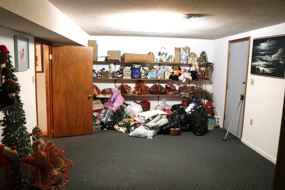Photo #26: 1315 Oakwood Circle