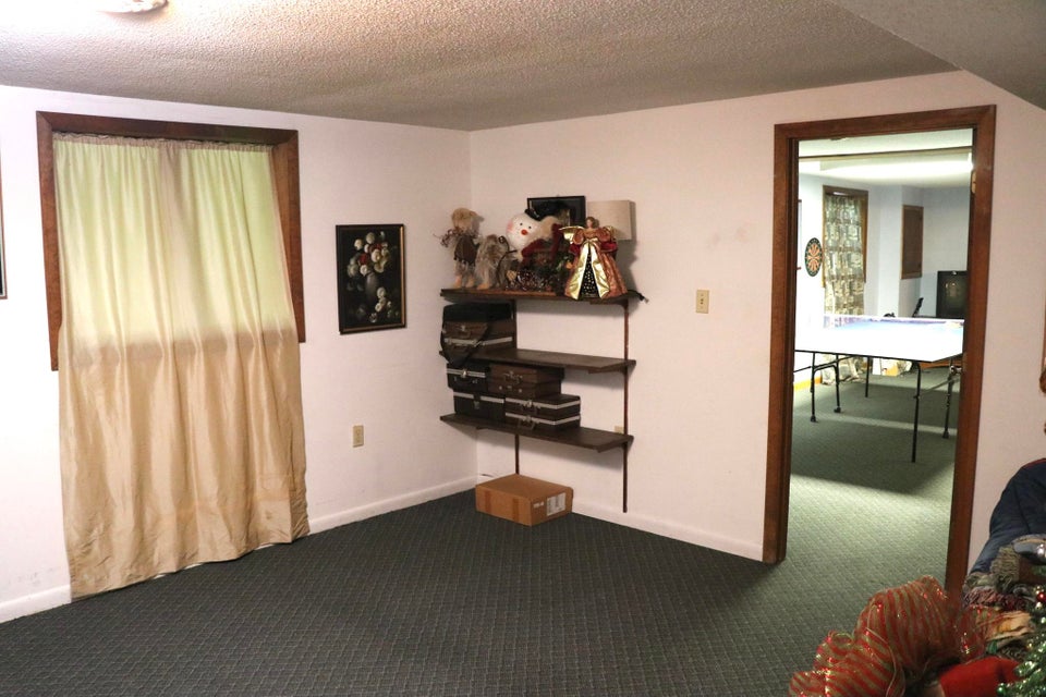 Photo #27: 1315 Oakwood Circle