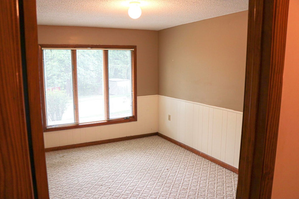 Photo #43: 1315 Oakwood Circle