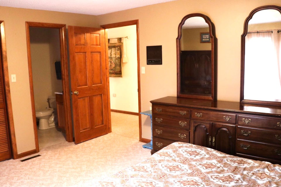 Photo #44: 1315 Oakwood Circle