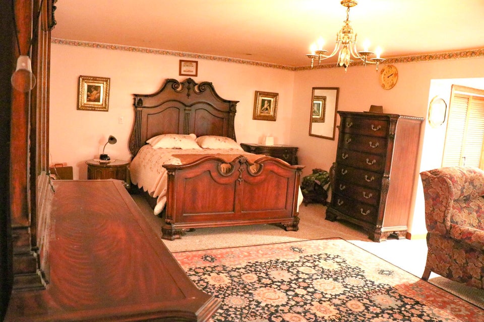 Photo #46: 1315 Oakwood Circle
