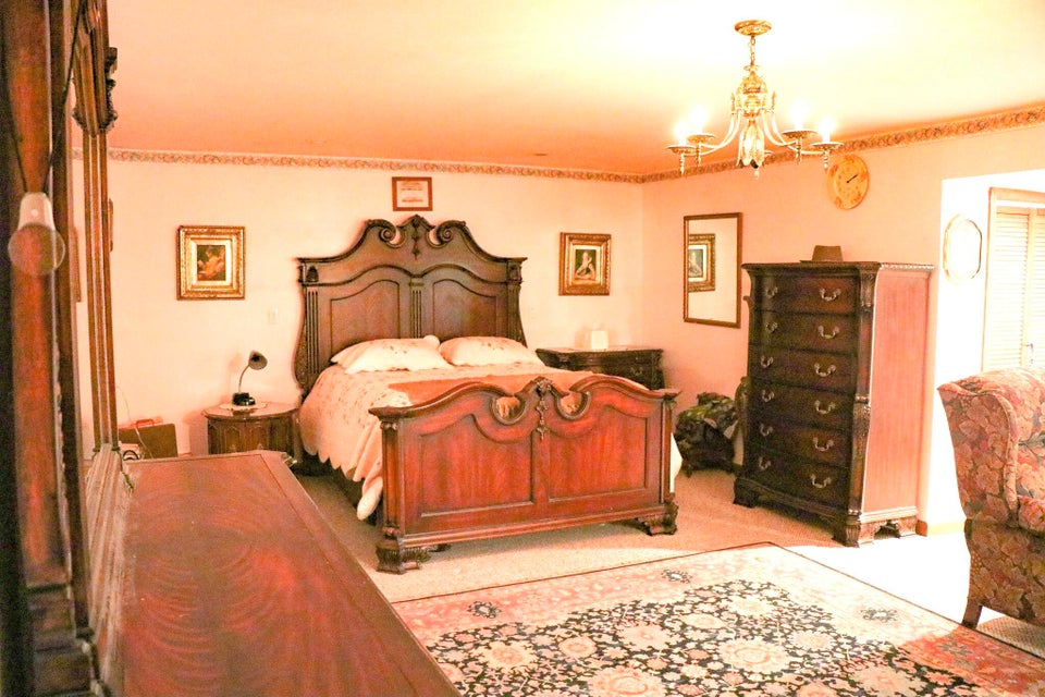 Photo #47: 1315 Oakwood Circle