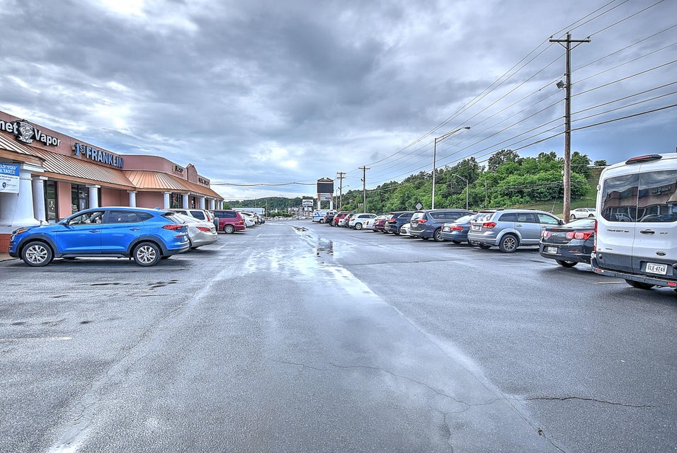 Photo #25: 1001 Stone Drive