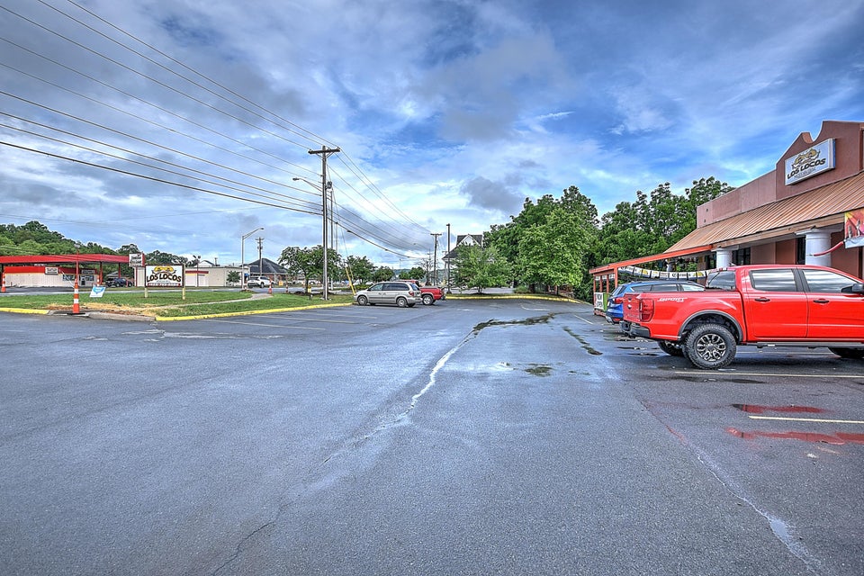 Photo #26: 1001 Stone Drive