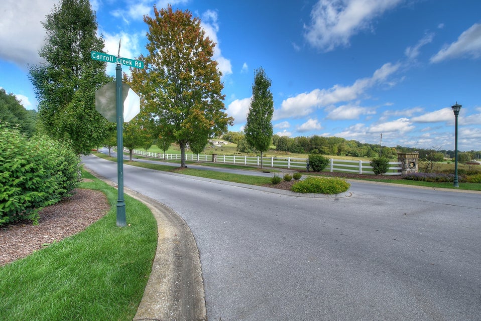 Photo #29: 2847 Highland Glen Court