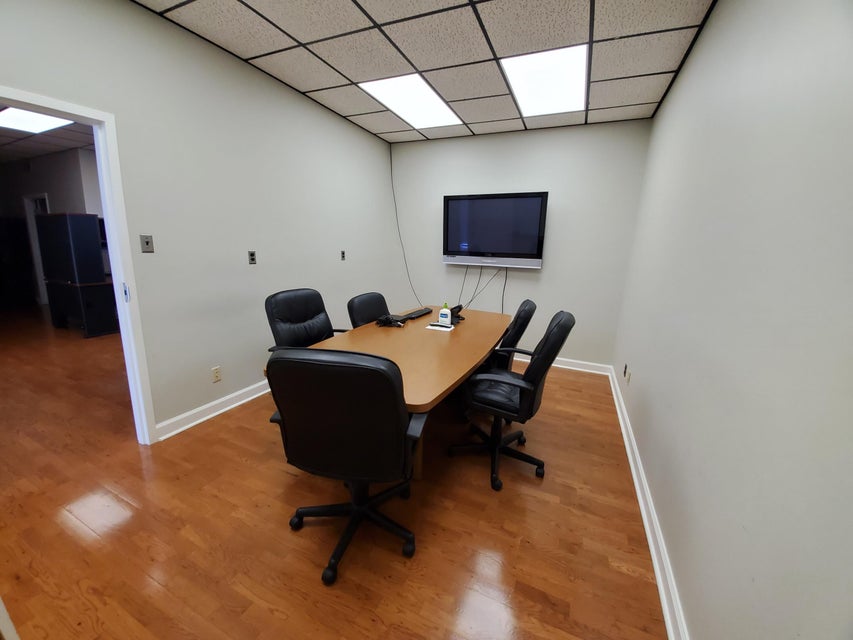 Photo #18: 2717 Oakland Avenue