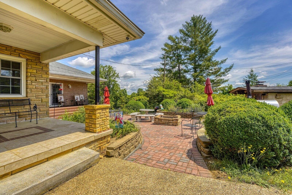 Photo #11: 3020 Edwards Drive