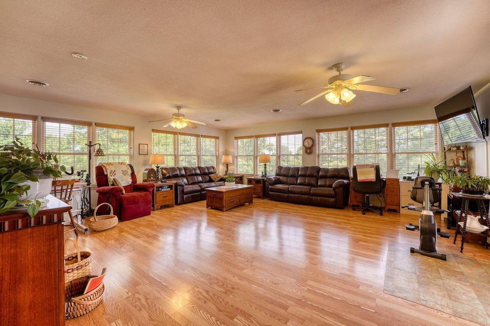 Photo #37: 3020 Edwards Drive