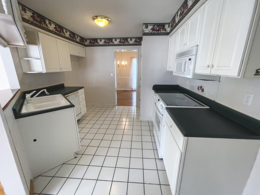 Photo #4: 205 Briarfield Drive