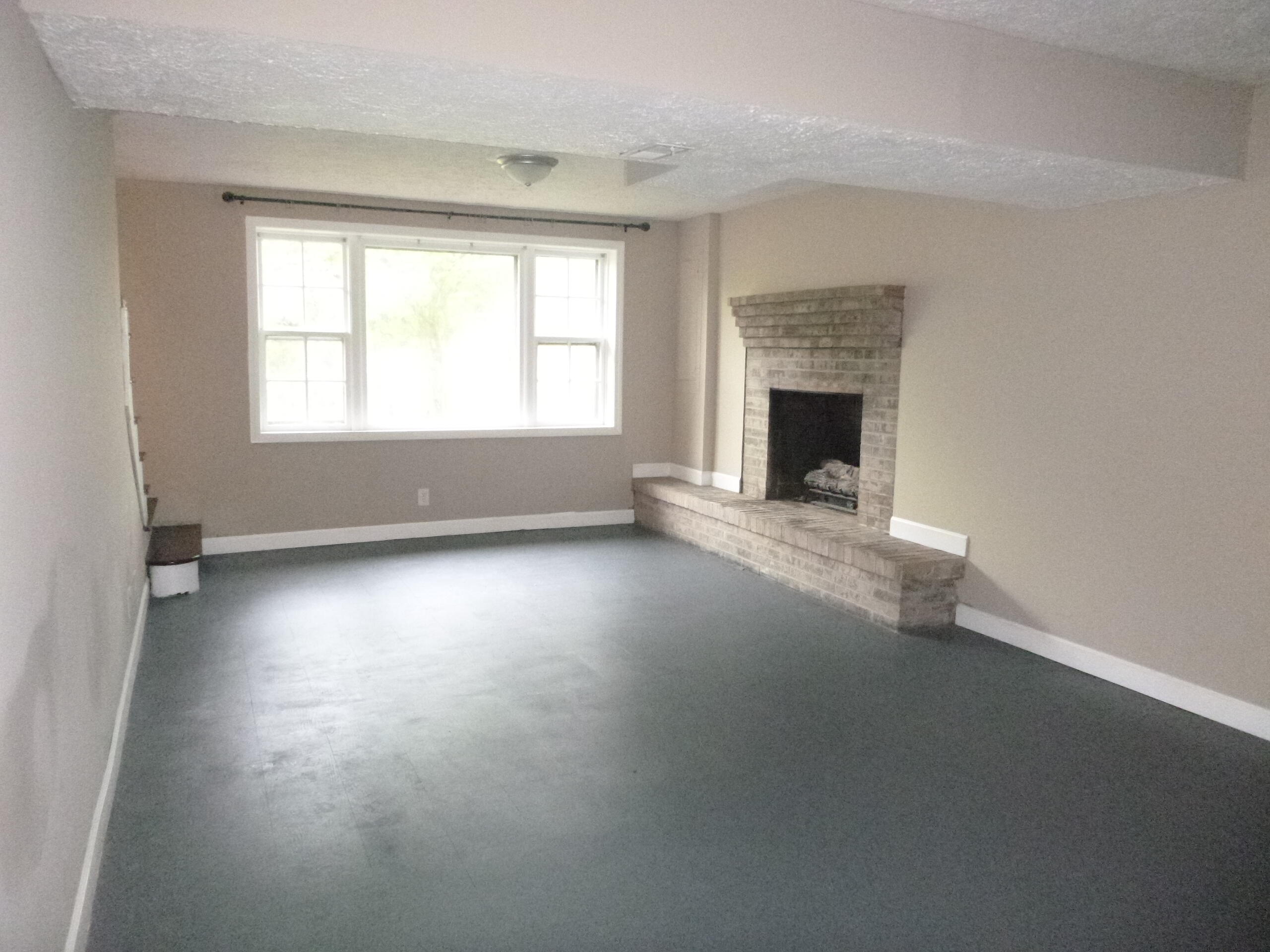 Photo #4: 805 Summer Hills Court