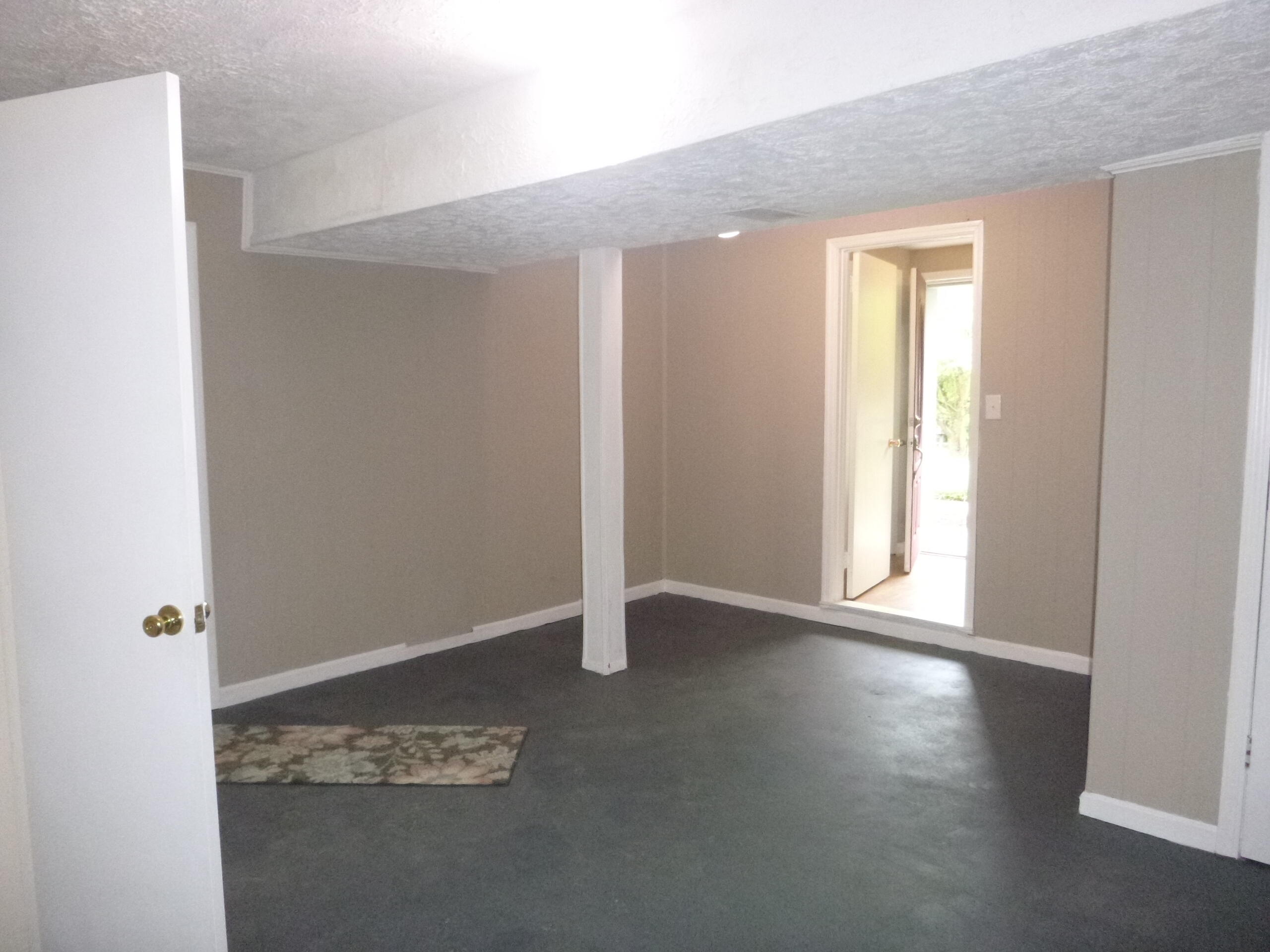 Photo #9: 805 Summer Hills Court