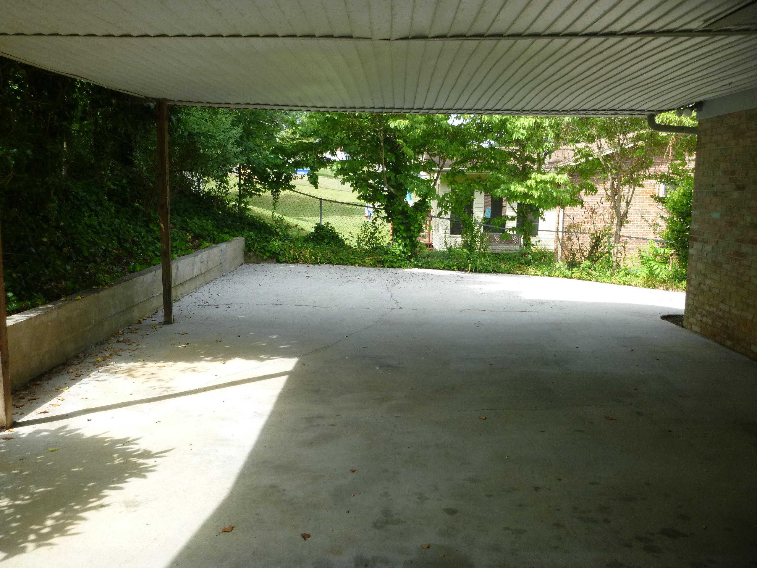 Photo #36: 805 Summer Hills Court