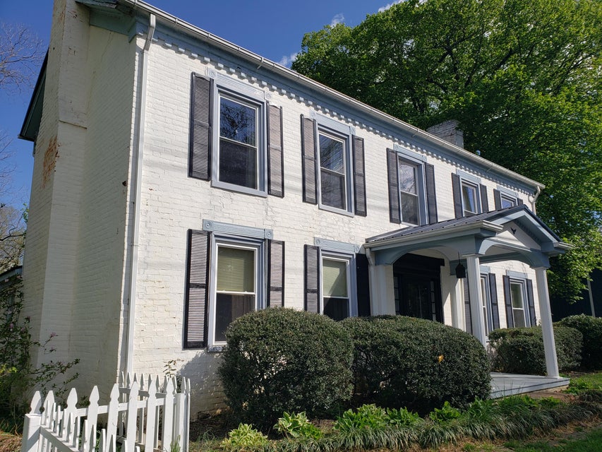 Photo #3: 215 Irish Street