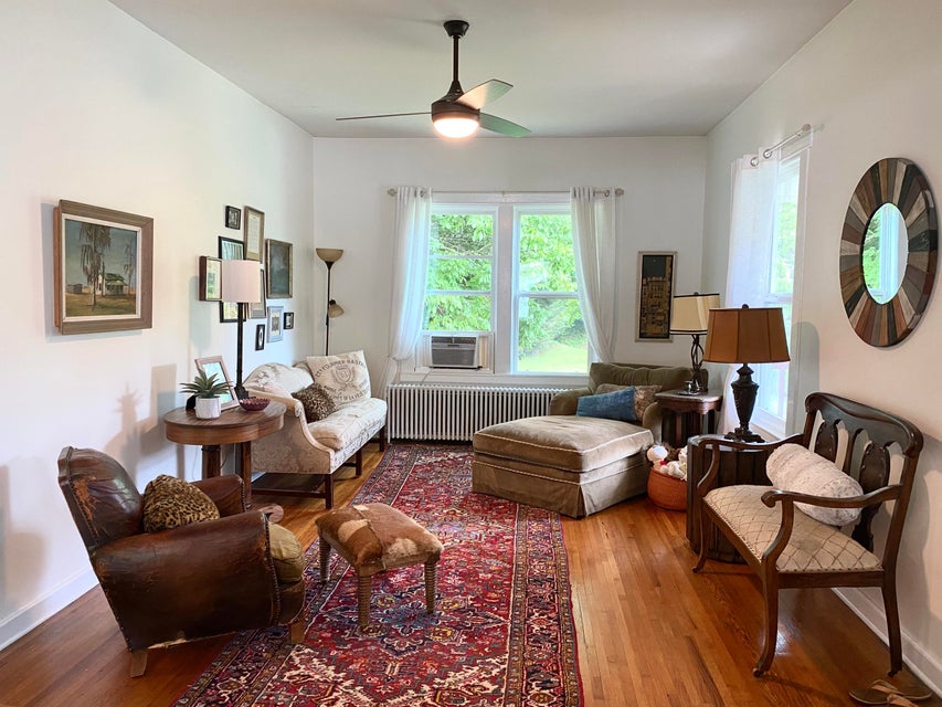 Photo #23: 906 Campbell Avenue