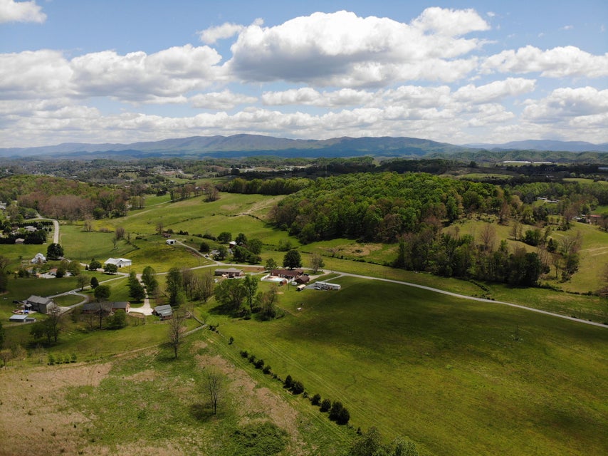 Photo #2: 805 Hunting Hill Road