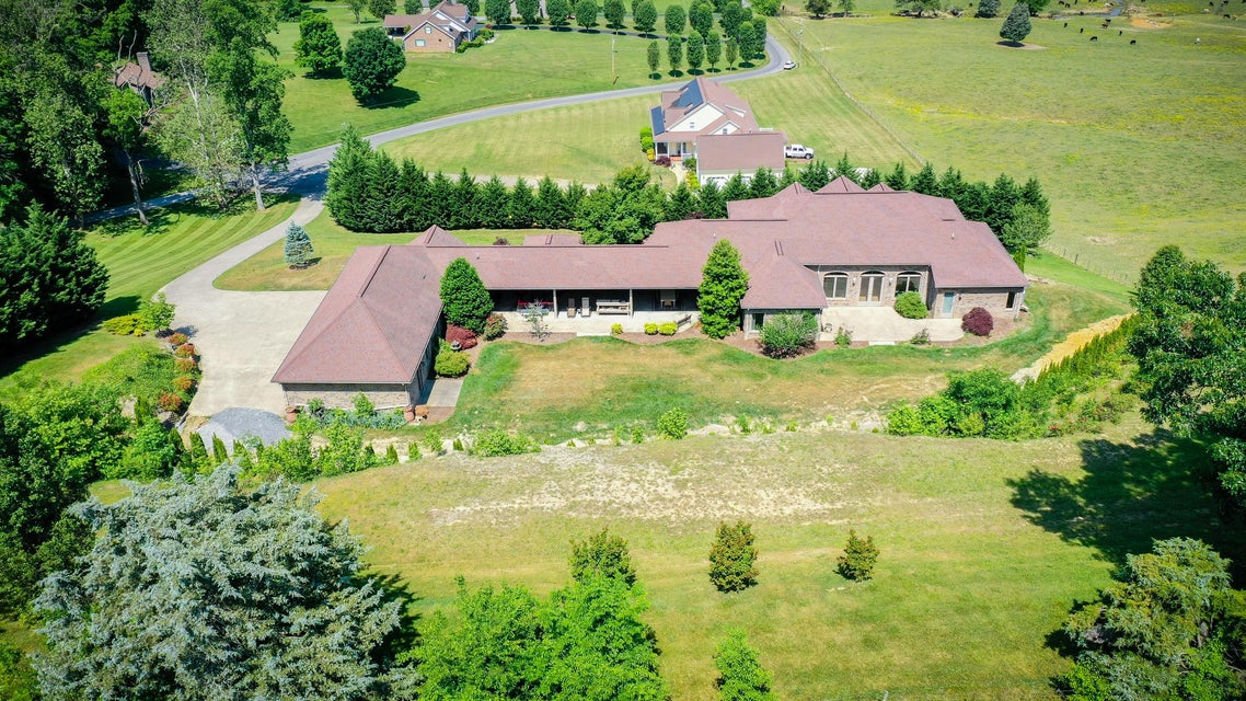 Photo #5: 127 Cross Creek Court Court