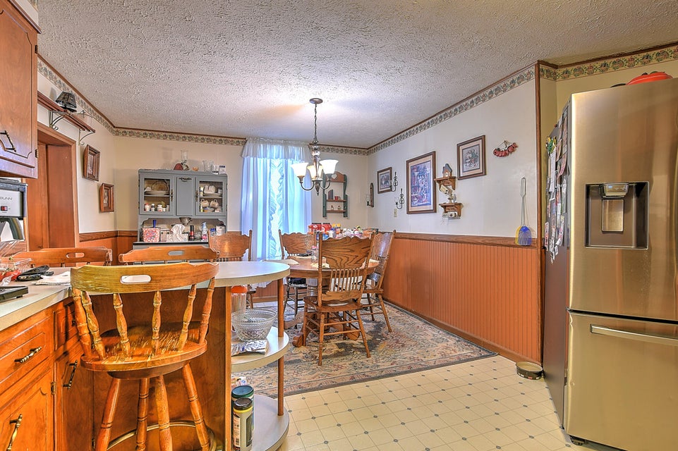 Photo #14: 1551 Fuller Street