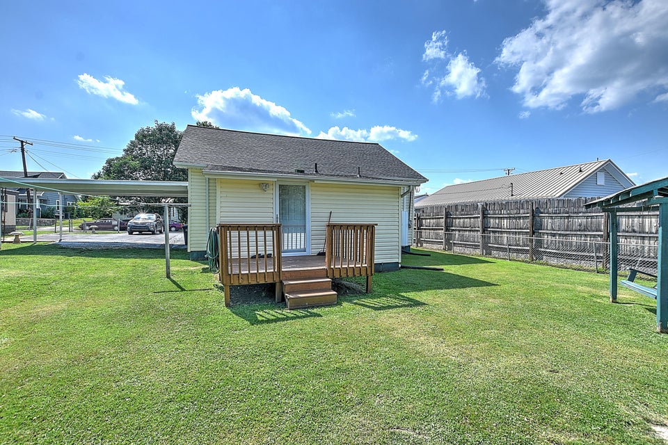 Photo #21: 1551 Fuller Street
