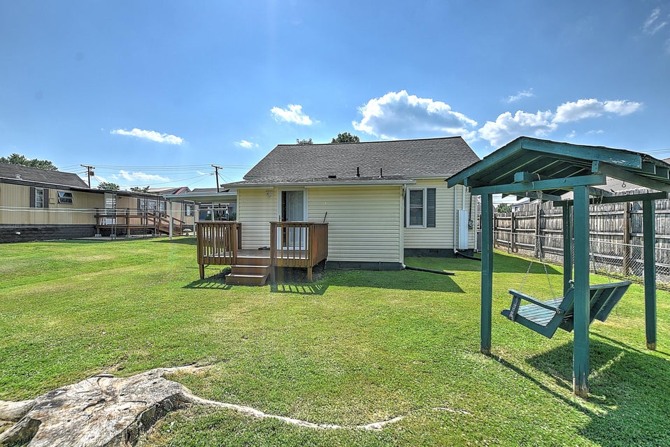 Photo #22: 1551 Fuller Street