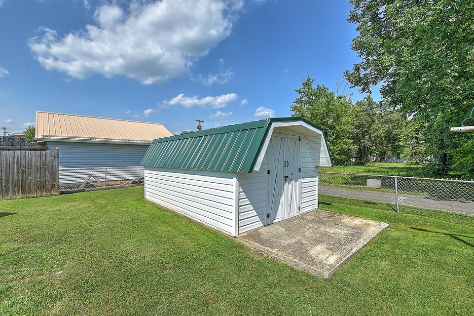 Photo #23: 1551 Fuller Street