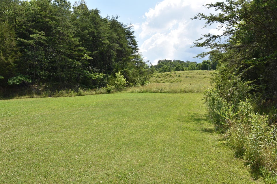 Photo #5: 2550 Highway 66