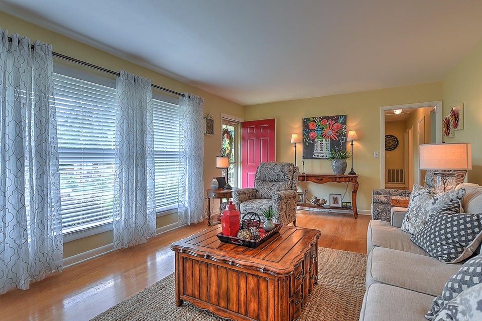 Photo #6: 116 Sylvan Drive