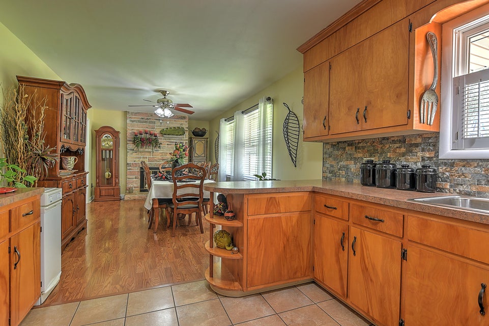 Photo #9: 116 Sylvan Drive