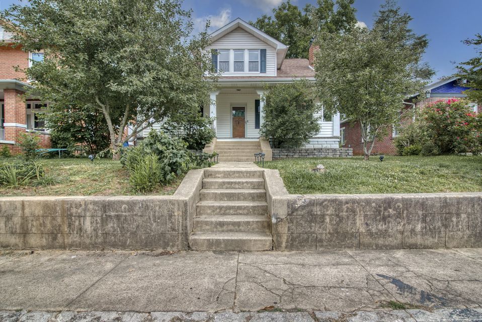 Photo #1: 905 Highland Avenue