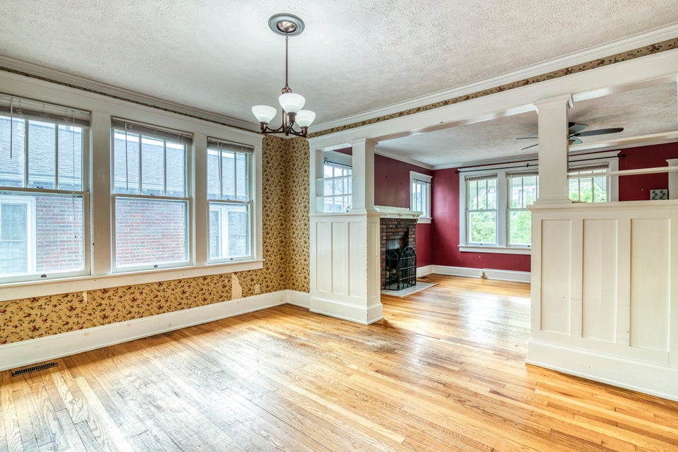 Photo #15: 905 Highland Avenue