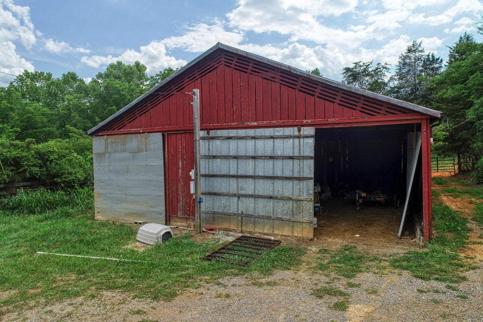 Photo #17: 3535 Highway 66